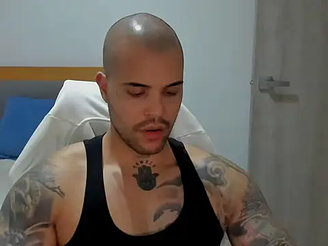 PandacX online show from 04.08.26