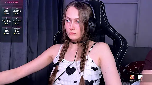 cutemilana sexwife online show from 02.04.26