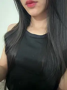 Snapshot of Desi_sara chatting on 03.25.26 Desi sara online show from 03.25.26