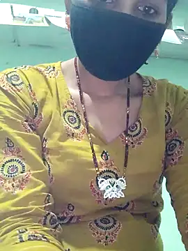 poojam93 online show from 09.08.25