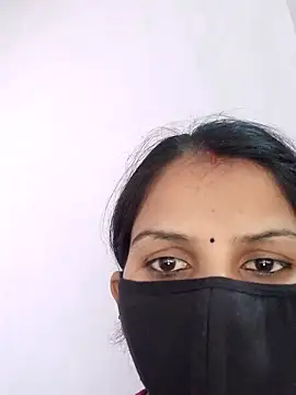 poojam93 online show from 11.23.25