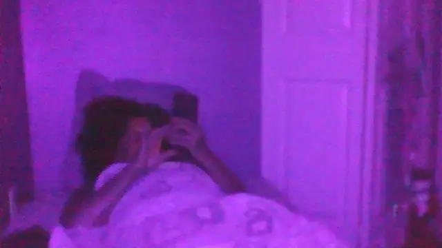 sarahkat86 online show from 10.24.25