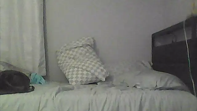 sarahkat86 online show from 04.13.26