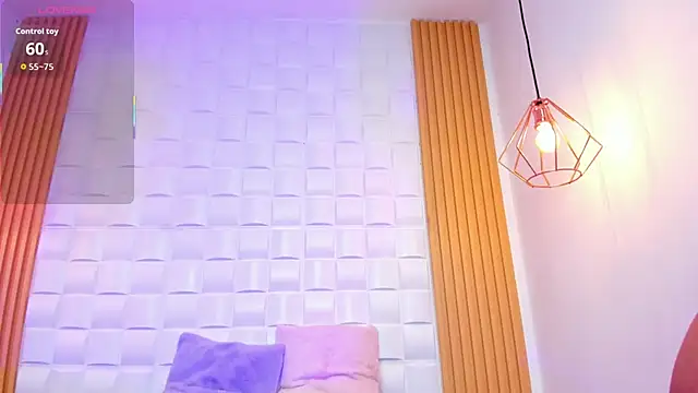 AriaBelle online show from 10.29.25