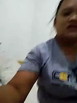 Snapshot of ChubbyMommy30 chatting on 09.19.25 ChubbyMommy30 online show from 09.19.25