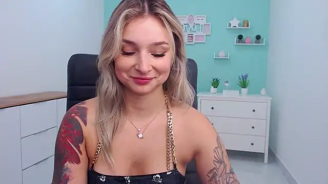 LilFleurish online show from 11.07.25