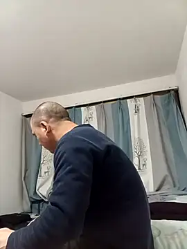 CWQ123 online show from 12.18.25