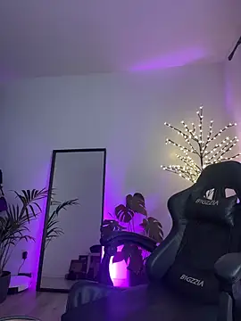 HATSUNE   online show from 12.14.25