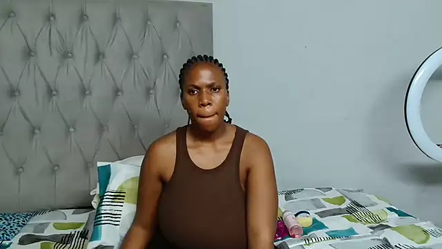 Snapshot of MelowD69 chatting on 09.23.25 MelowD69 online show from 09.23.25