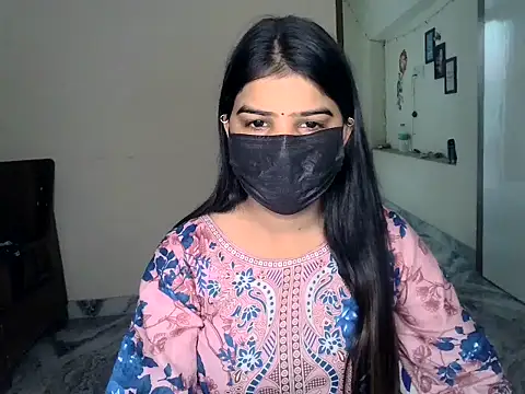 Snapshot of suhana-singh chatting on 08.01.26 suhana-singh online show from 08.01.26