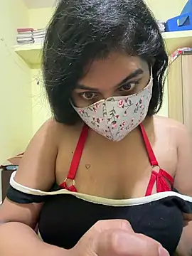 Snapshot of BigBreasted chatting on 02.20.26 BigBreasted online show from 02.20.26