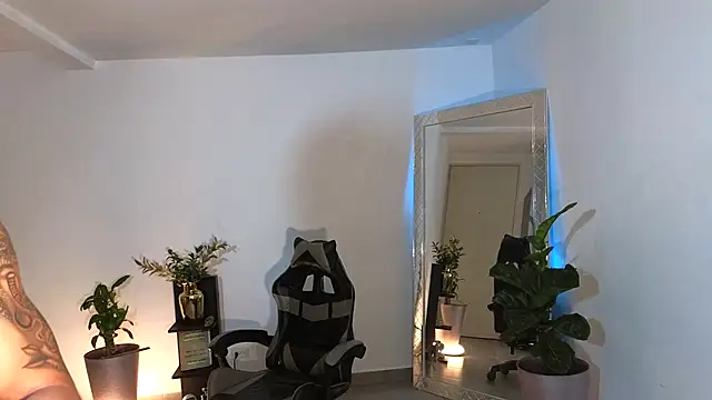 Wyatt Rose online show from 10.01.25