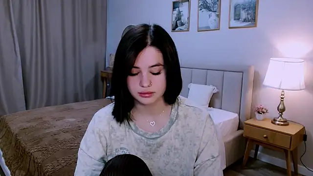 lil angel  online show from 02.13.26