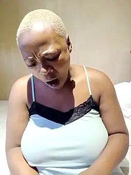 Snapshot of missboobiesSA chatting on 02.04.26 missboobiesSA online show from 02.04.26