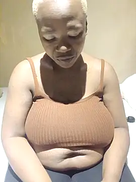 Snapshot of missboobiesSA chatting on 02.25.26 missboobiesSA online show from 02.25.26