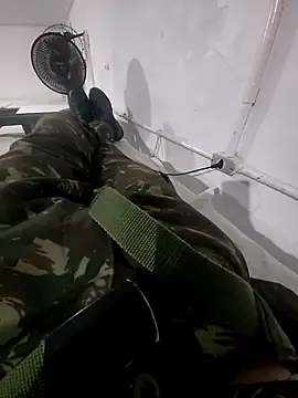 Snapshot of Braz96 chatting on 10.07.25 Braz96 online show from 10.07.25