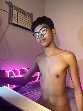 urcumjp online show from 09.25.25