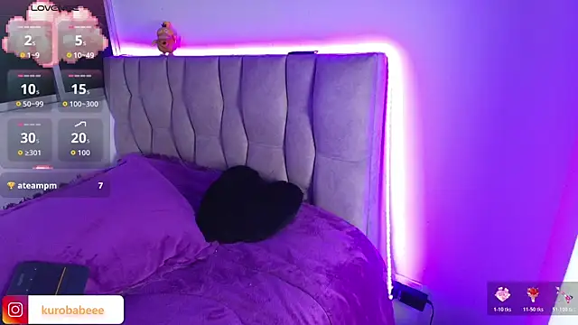 Kuro Vall online show from 12.21.25