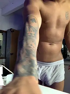 Novindot23cm online show from 11.28.25