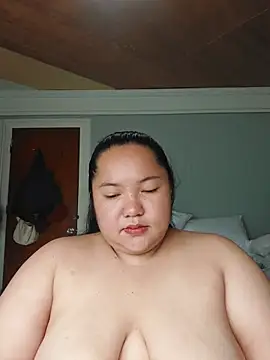 Snapshot of LianaCruzado chatting on 05.29.26 LianaCruzado online show from 05.29.26