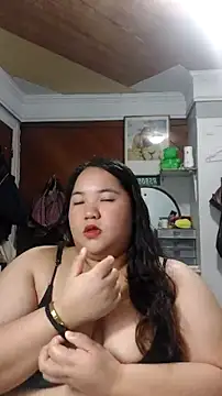 Snapshot of LianaCruzado chatting on 08.02.26 LianaCruzado online show from 08.02.26