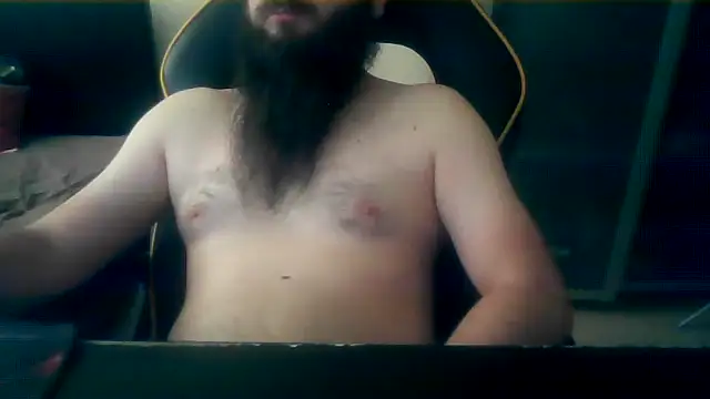 Snapshot of LondonMan1988 chatting on 05.08.26 LondonMan1988 online show from 05.08.26