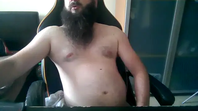 Snapshot of LondonMan1988 chatting on 05.29.26 LondonMan1988 online show from 05.29.26