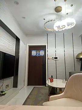 anna yngs online show from 11.25.25