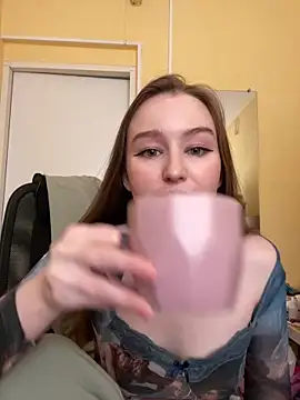 Mary Sensory online show from 03.10.26