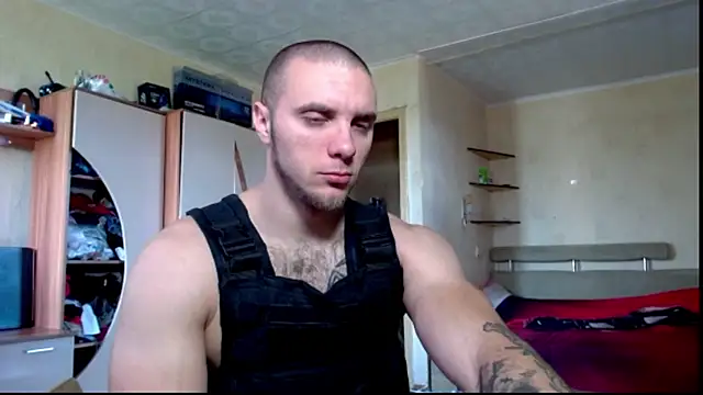 Snapshot of Jordan1Dior chatting on 06.20.26 Jordan1Dior online show from 06.20.26