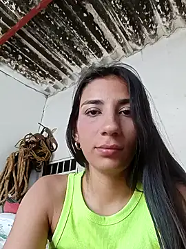 -juicy  online show from 09.08.25