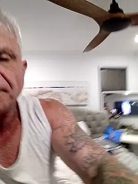 iamthepublickmasterbater online show from 09.14.25