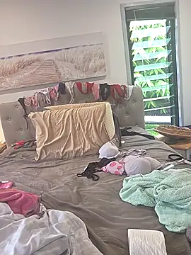 iamthepublickmasterbater online show from 02.26.26