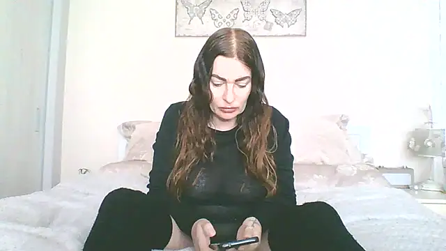 EllaKent online show from 03.31.26