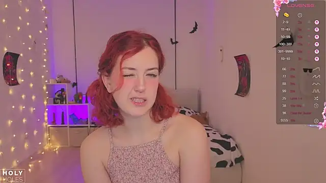 bananasgirl online show from 11.12.25