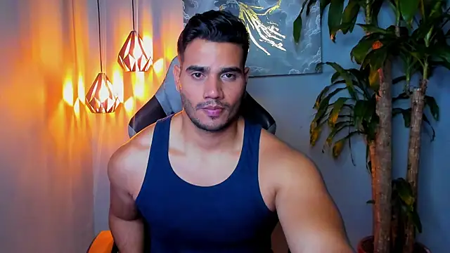 Snapshot of AndresR3 chatting on 10.17.25 AndresR3 online show from 10.17.25