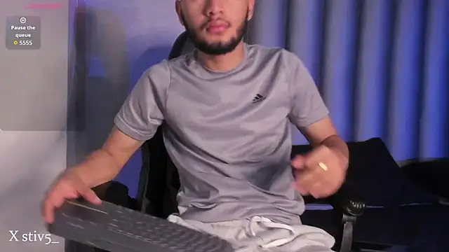 Stiven 01 online show from 10.10.25