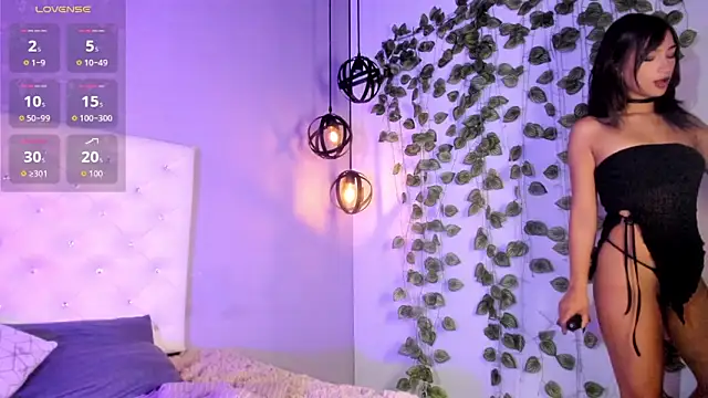 Nicollee Heart online show from 05.31.26