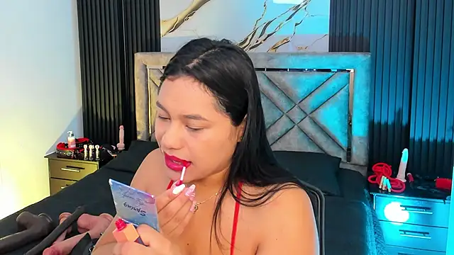 Issafoxx online show from 10.06.25