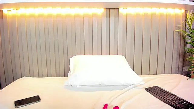 natalyWilliams online show from 10.17.25