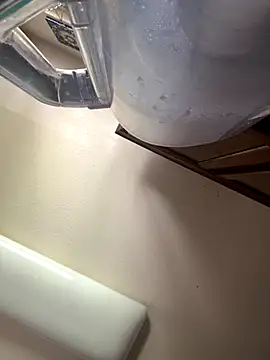 1n0nlythroat online show from 11.07.25