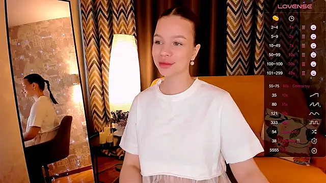 Snapshot of marydreams_ chatting on 05.06.26 marydreams online show from 05.06.26