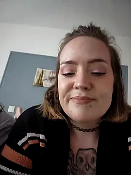 AndHerXO online show from 12.19.25