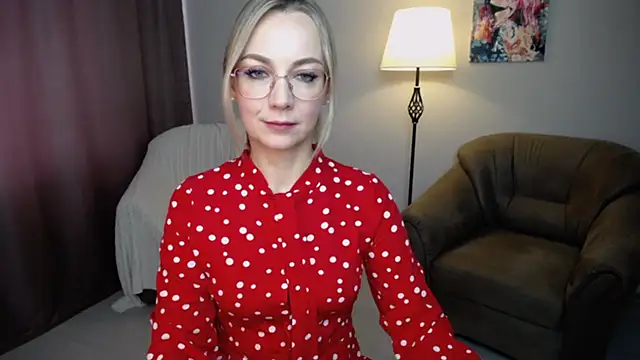 Snapshot of Ava_Elior chatting on 09.21.25 Ava Elior online show from 09.21.25