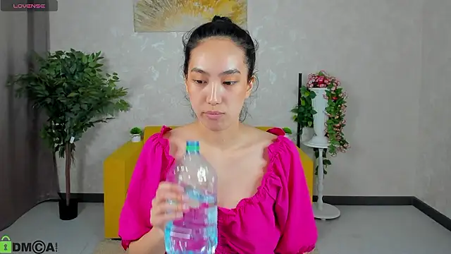 FlirtyAura online show from 02.21.26