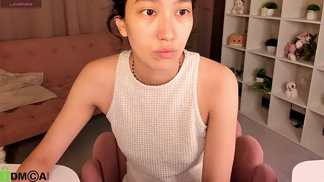 Snapshot of FlirtyAura chatting on 07.11.26 FlirtyAura online show from 07.11.26