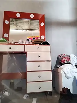 Kesurra online show from 11.23.25