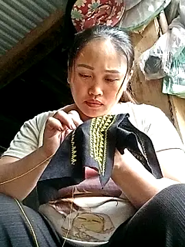 Snapshot of LanAnh-Lovely66 chatting on 09.30.25 LanAnh-Lovely66 online show from 09.30.25