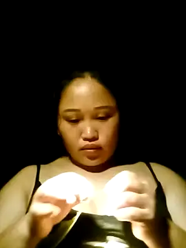 Snapshot of LanAnh-Lovely66 chatting on 10.06.25 LanAnh-Lovely66 online show from 10.06.25