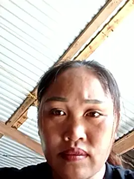 Snapshot of LanAnh-Lovely66 chatting on 11.10.25 LanAnh-Lovely66 online show from 11.10.25